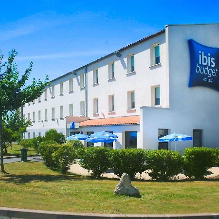 Ibis Budget Niort - La Creche Екстериор снимка