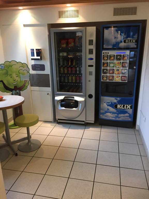 Ibis Budget Niort - La Creche Екстериор снимка